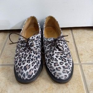 Dr. Martens Brook Suede Leopard 2 Eye Loafers 8 $4